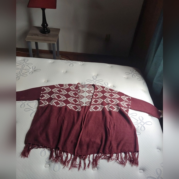 Maroon printed cardigan - Picture 4 of 4